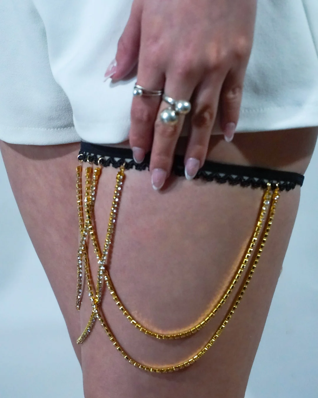 DSC01669 Leg chain Hanging Strass Dorado