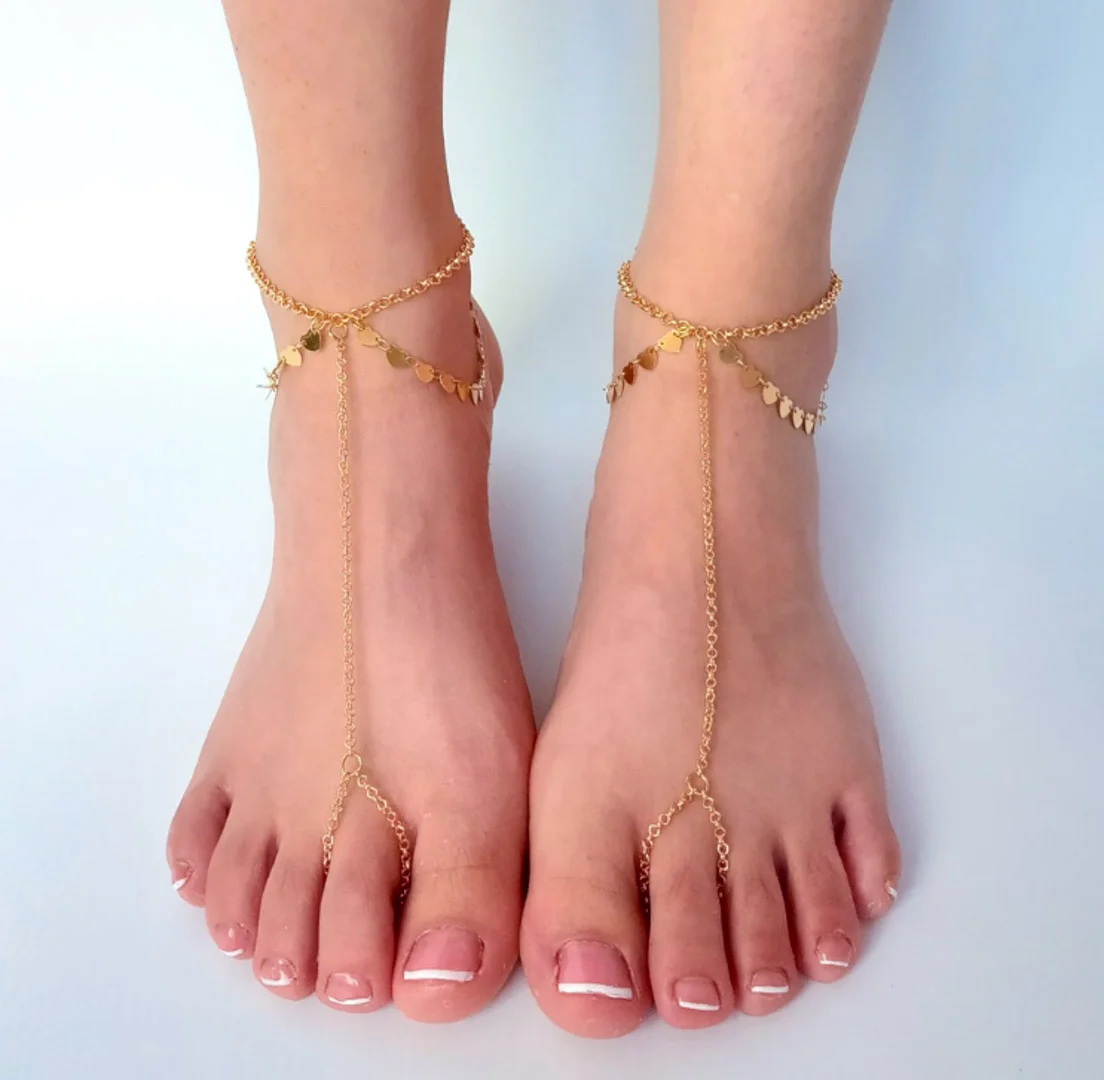 Foot Chain Dorado con Corazones